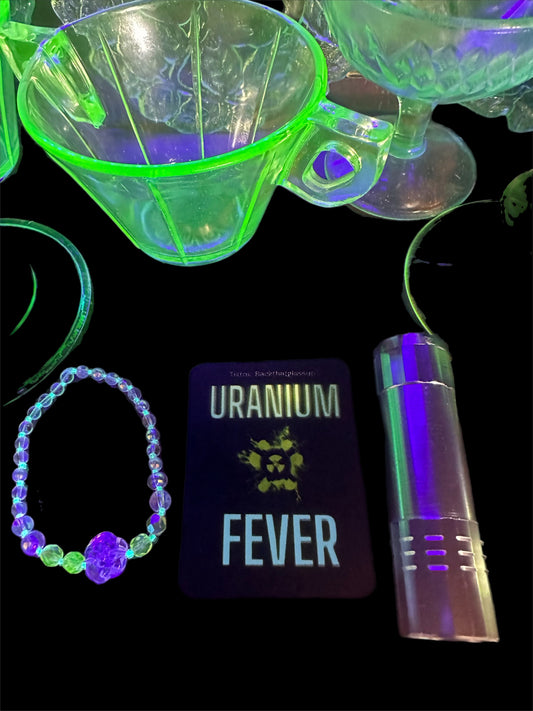 Uranium Hunting Starter Kit UV light Uranium Yellow Vaseline Glass Flower Bead Bracelet and Uranium Fever Magnet